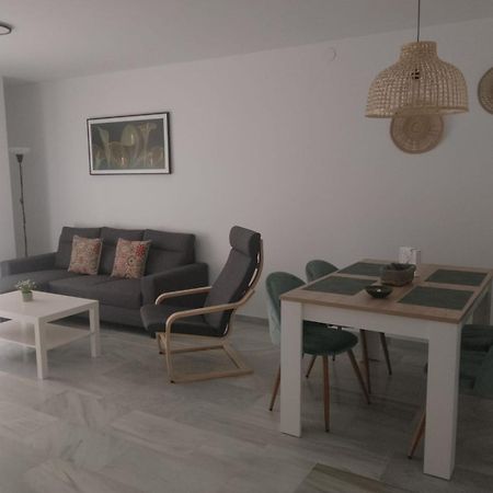 Fuengirola Puerto 2 Room & Parking Екстер'єр фото