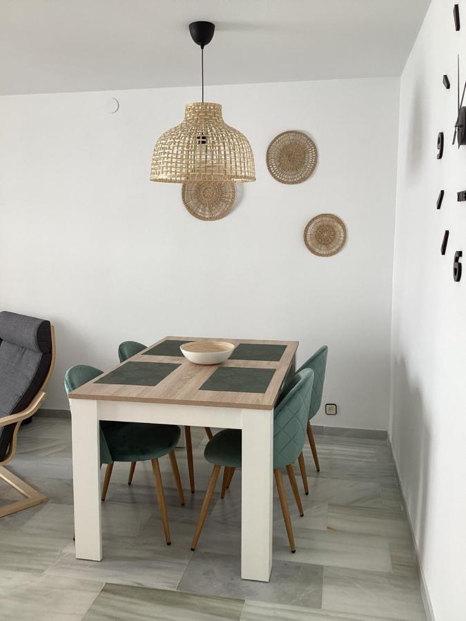 Fuengirola Puerto 2 Room & Parking Екстер'єр фото