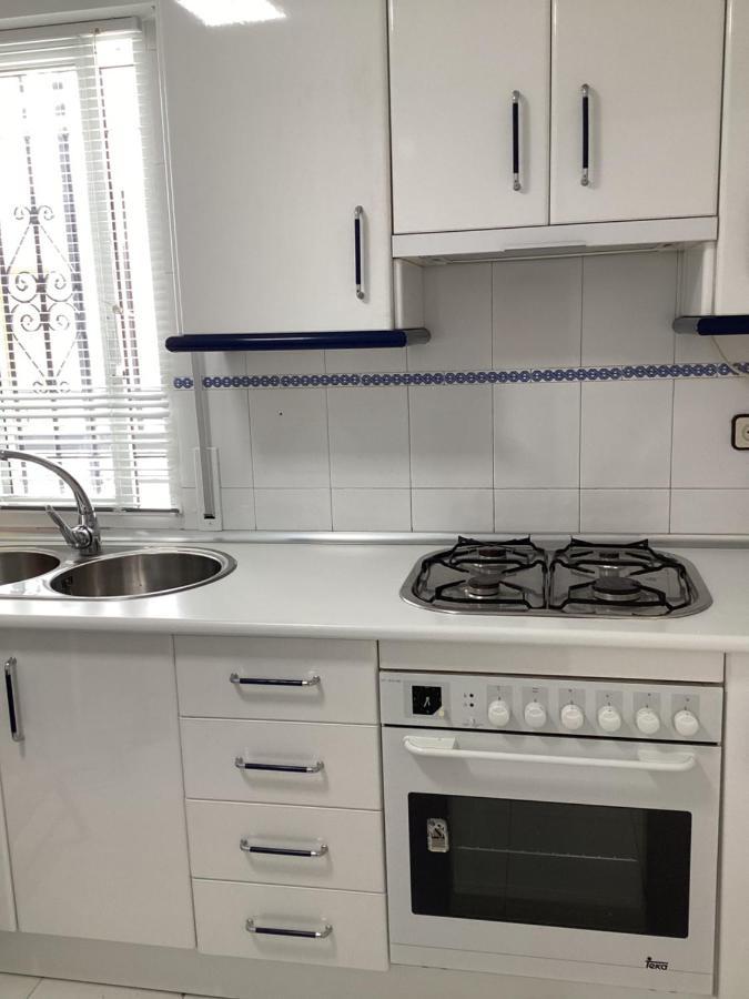 Fuengirola Puerto 2 Room & Parking Екстер'єр фото