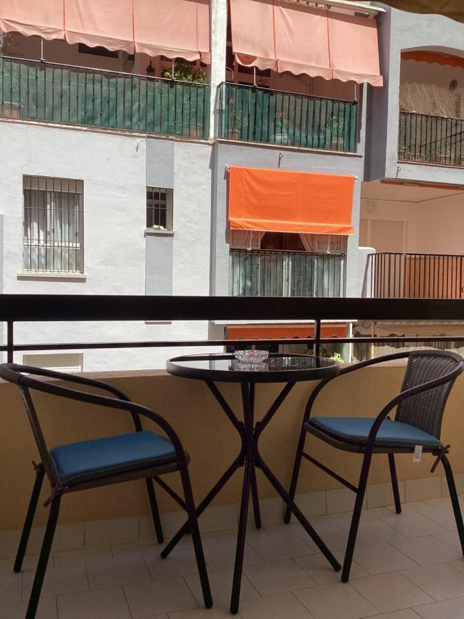 Fuengirola Puerto 2 Room & Parking Екстер'єр фото